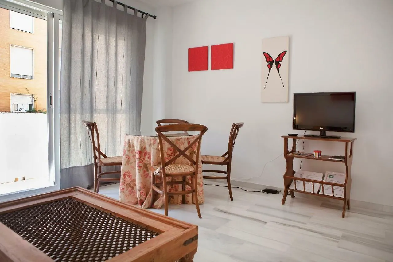 Apartamento Buhaira Seville Apartment