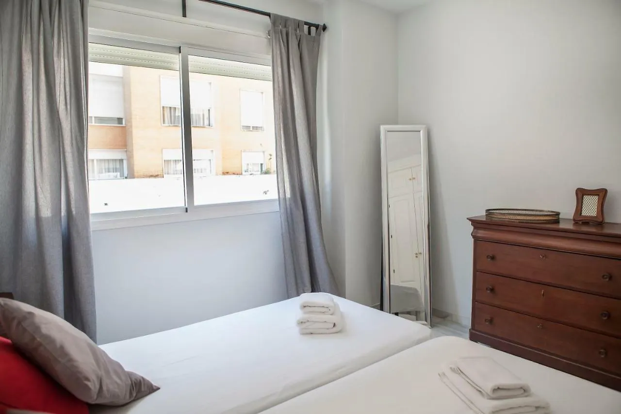 Apartamento Buhaira Seville Apartment